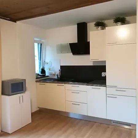 Gemuetliche 10 Minuten Vom Entfernt Appartement